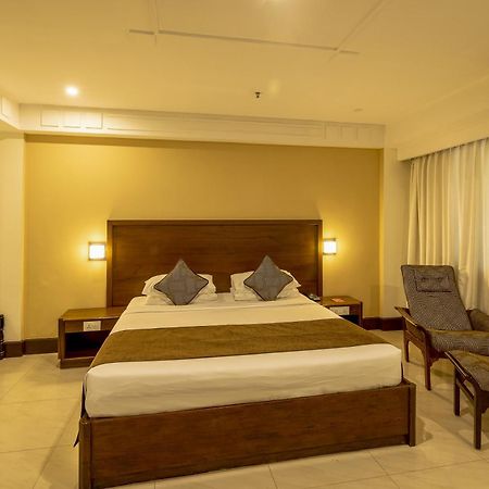 Hotel Ivory Tower Bangalore Exterior foto