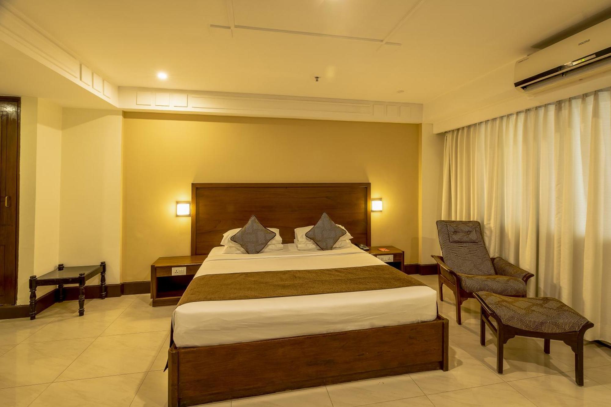 Hotel Ivory Tower Bangalore Exterior foto